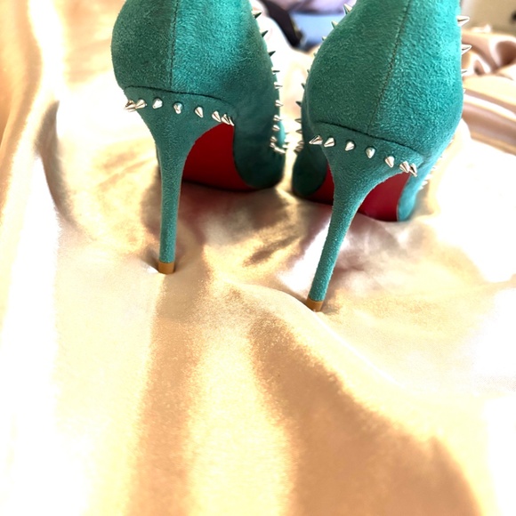 Red Bottom Suede Turquoise Spike Stilettos - Picture 2 of 15